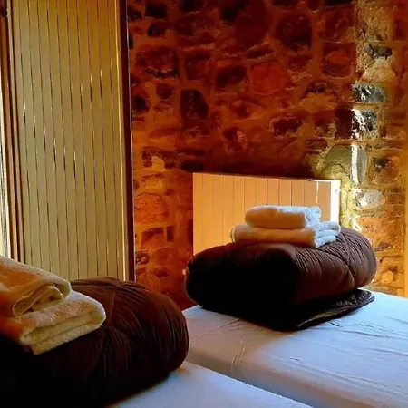 Casa En Paraje Natural Unico 25 Pax Hébergement de vacances