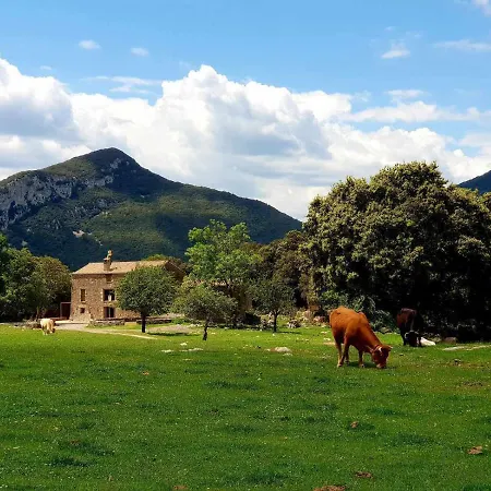 Casa En Paraje Natural Unico 25 Pax *