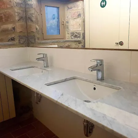 Casa En Paraje Natural Unico 25 Pax * Girona